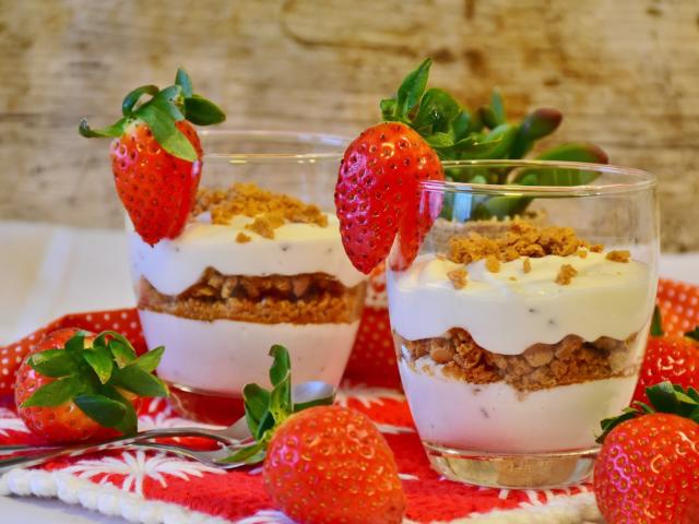 dessert-fraise-freepik.jpg