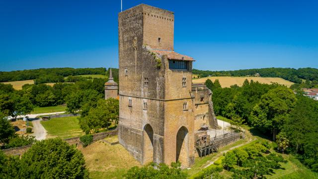 Tour Termes D'armagnac Bd© Lilian Dunogue